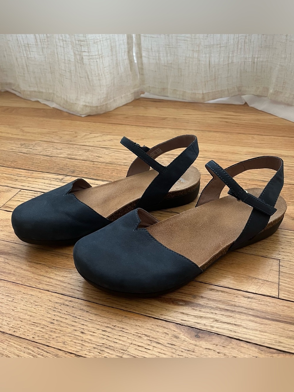 Dansko Rowan Shoes Navy Blue Nubuck Leather Mary Jane Size 41 US 10.5-11
